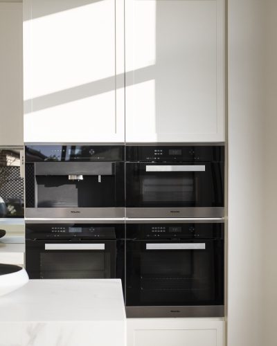 Modern Oven